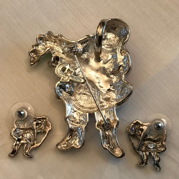 Santa Brooch/Pendant with Matching Earrings - Picture 2 of 3